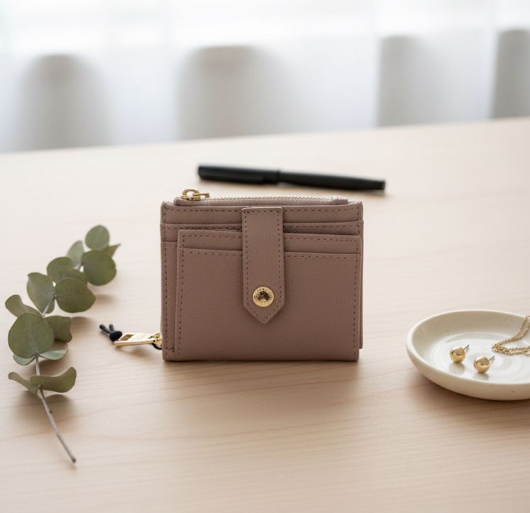 STEVE MADDEN TARJETERO MORADO LILA