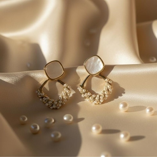 [AE0306] ARETES ENCHAPE DRD CUADRADO PERLAS